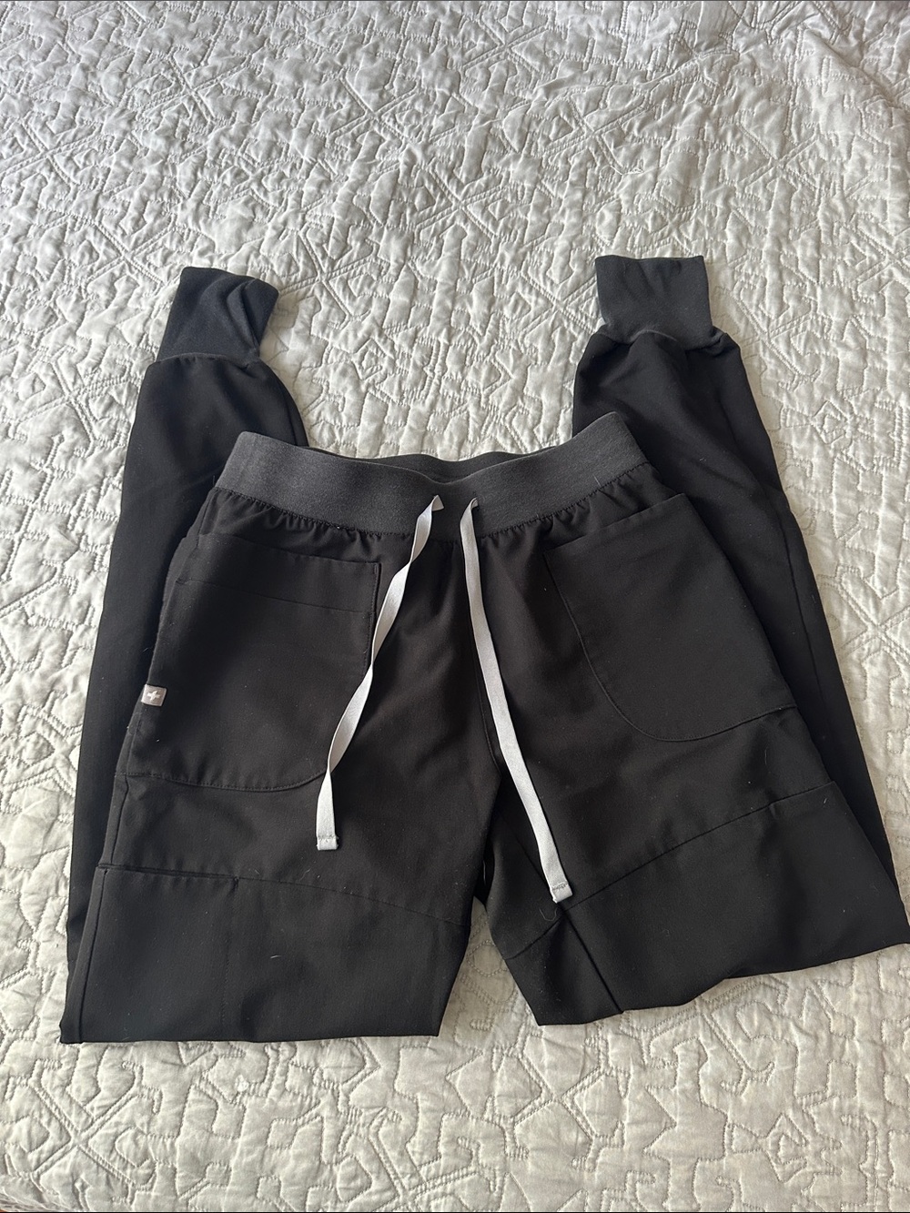 Women’s Figs Black Jogger Scrubs